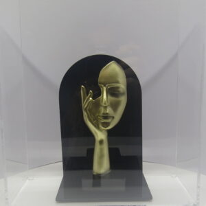 Escultura em Caixa de Acrílico