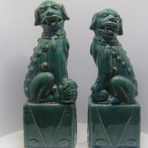 Conjunto Escultura Guardião em Cerâmica