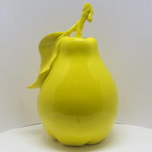 Escultura Pera Resina
